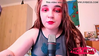 Video Asmr Di Una Giovane Rossa Carina Che Mangia Patatine E Mostra Il Suo Corpo Sexy