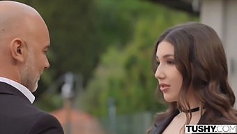 Lisa'S Fiery Anal Cravings In Tango-Inspired Erotica